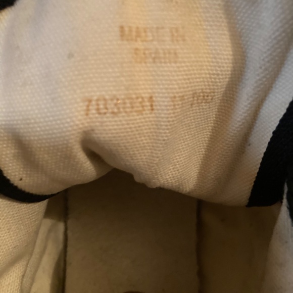 Gucci Maxi GG Tortuga Supreme Canvas High Top Sneaker - Picture 3 of 5